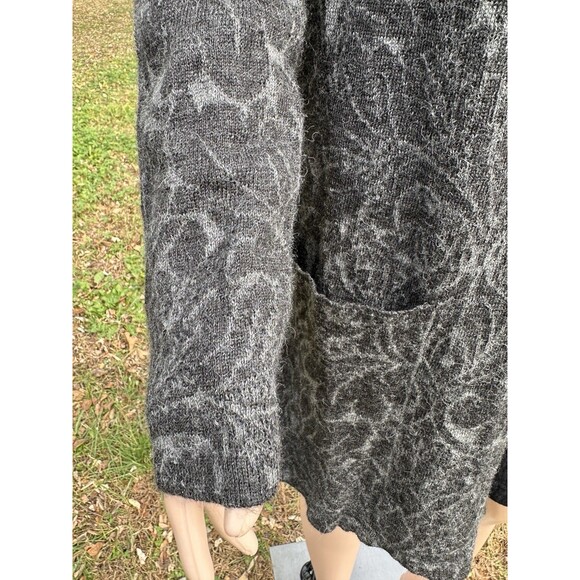 Peruvian Connection Alpaca Wool Jacquard Cardigan Coat Sweater – Gray Floral – L - Picture 11 of 15